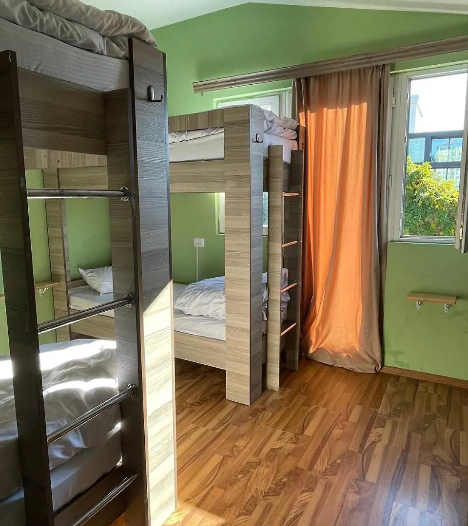Pick Me Hostel Батуми 0*,  Грузия